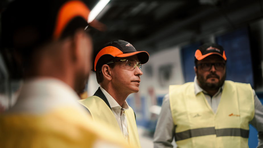 David Molho, generální ředitel a vice senior president HPS Saint-Gobain, navštívil Sekurit a ADFORS a jednal o budoucím růstu a strategických plánech.