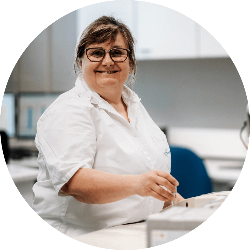 Iveta Kamenická - Adfors