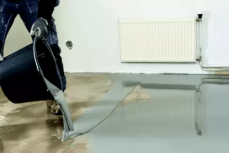 Jak aplikovat samonivelační hmotu?