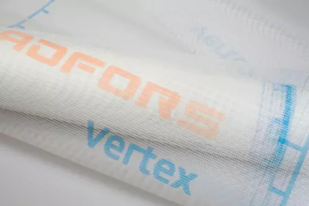 Perlinka Vertex G121 bezvadně kopíruje tvar povrchu a veškerých nerovností