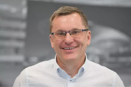 Jaroslav Kudýn - Glassolutions