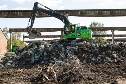 Recyklovali jsme téměř 100 tun materiálu z původní budovy Merkuria určené k demolici