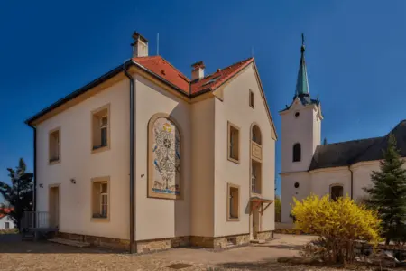 Komunitní centrum u Kostela sv. Petra a Pavla, Radotín