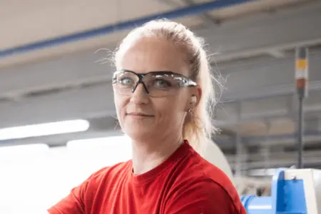 Lucie Ivanoviciová - Adfors