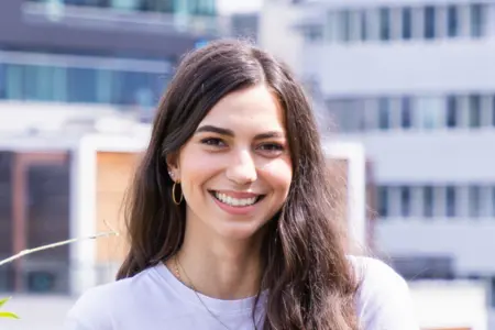 Lucie Machalová - Saint-Gobain