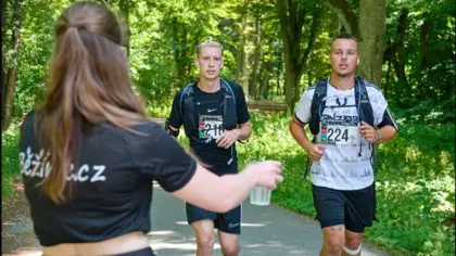 Charitativní běh týnišťskými pralesy