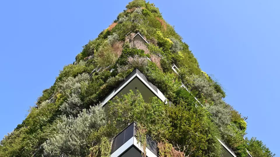 Reference: “Vertikální les”, Bosco Verticale, Milan Reference: “Vertikální les”, Bosco Verticale, Milan