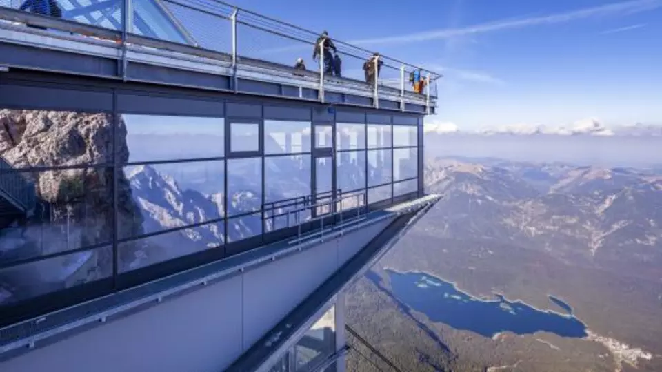 Reference: Stanice lanovky Zugspitze, Zugspitze mountain station, Německo Reference: Stanice lanovky Zugspitze, Zugspitze mountain station, Německo