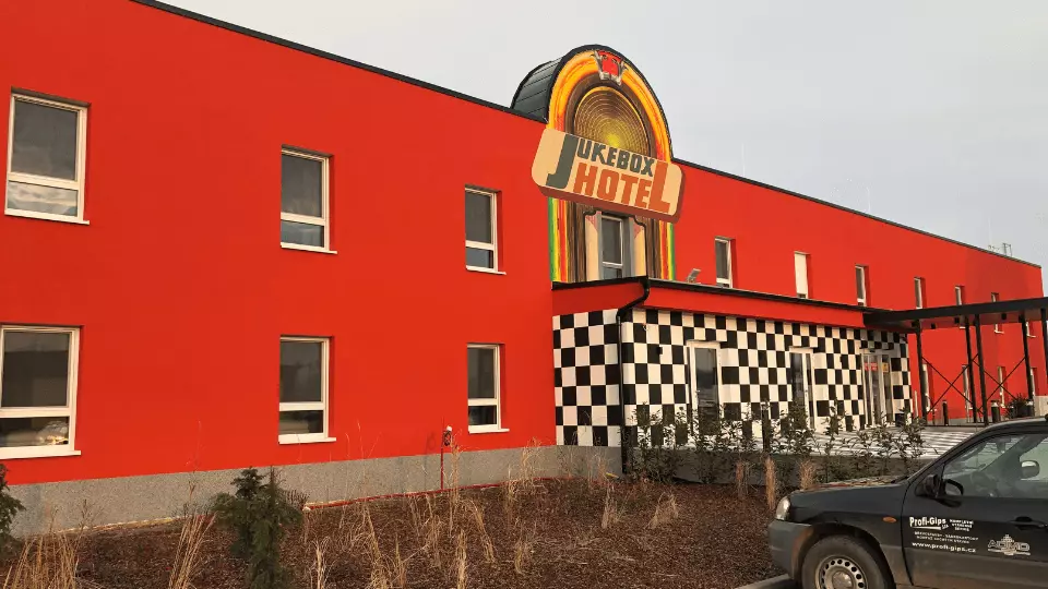 Jukebox Hotel
