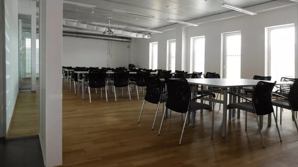 Pasivní administrativní budova Intoza