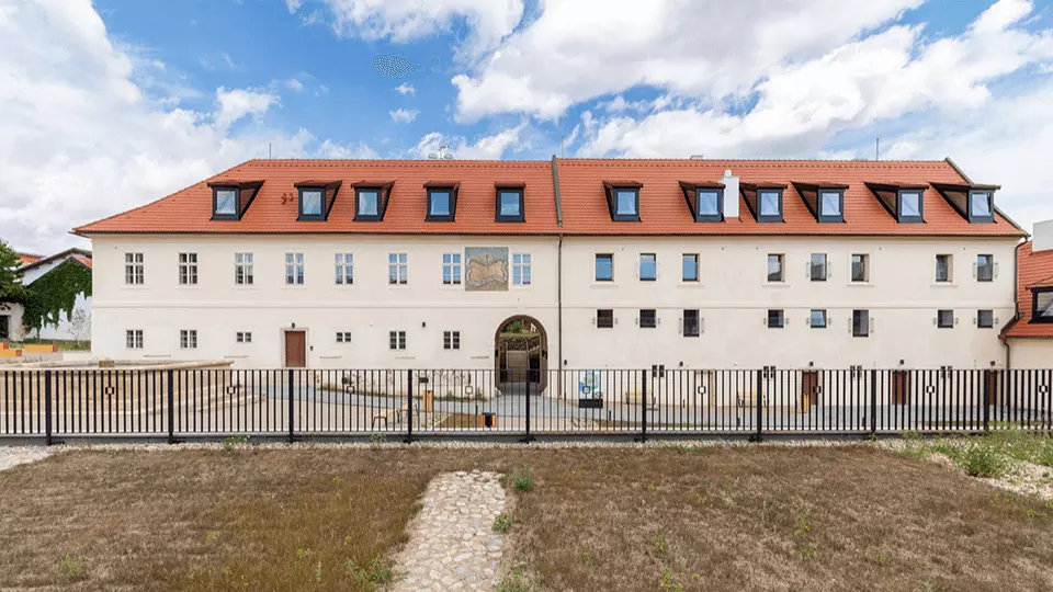 Jinonický dvůr