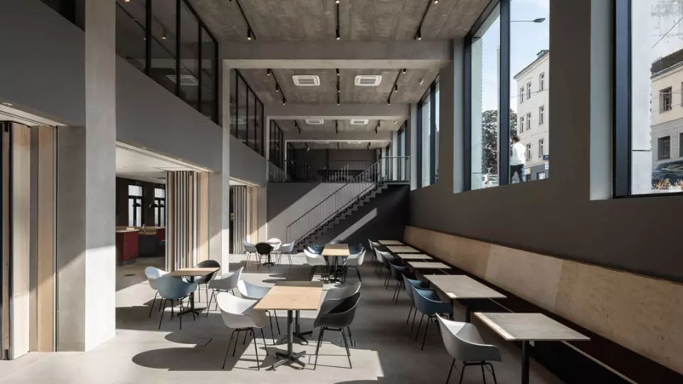 Student House, Praha